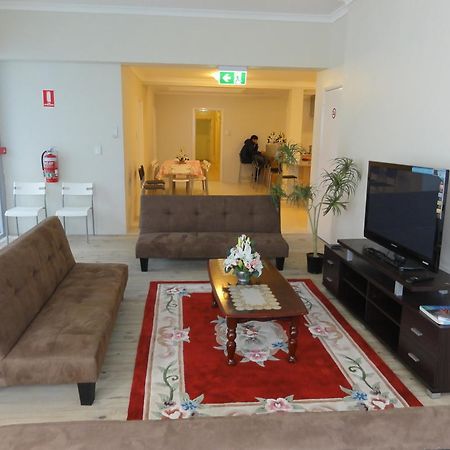 Хостел Perth 178 Backpackers Екстер'єр фото