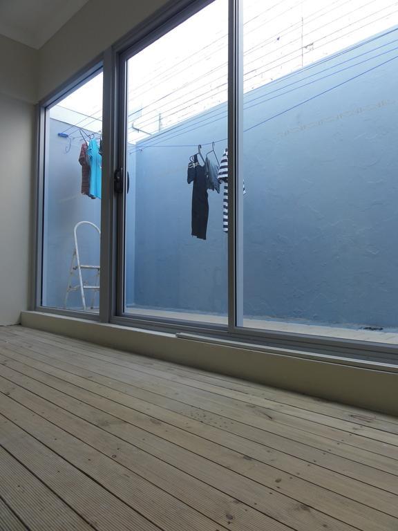 Хостел Perth 178 Backpackers Екстер'єр фото