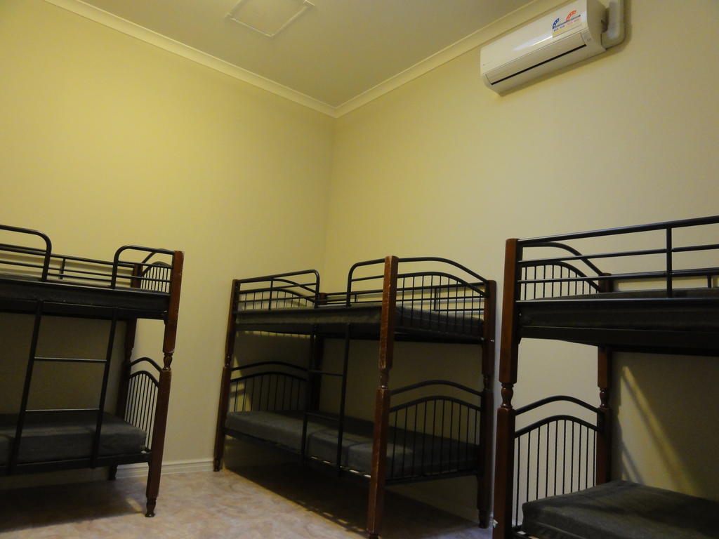 Хостел Perth 178 Backpackers Номер фото